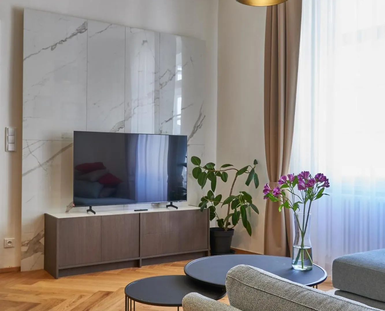 Three Golden Crowns Apartments Aparthotel Prague