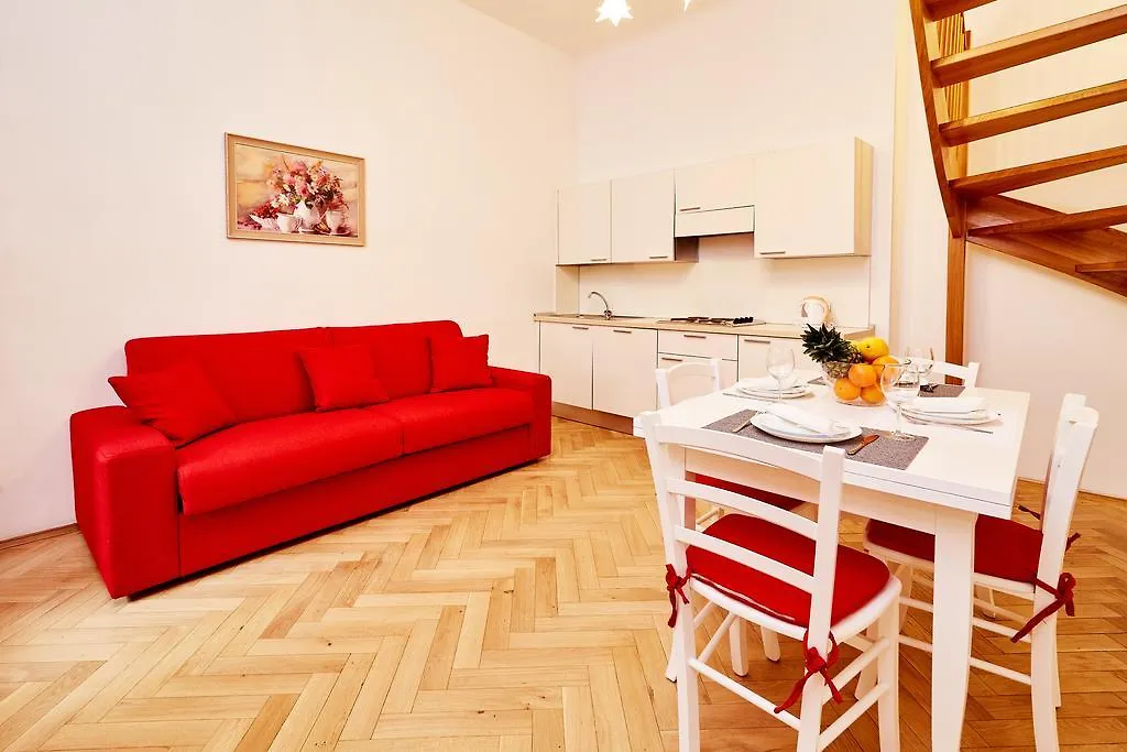 Three Golden Crowns Apartments Prague