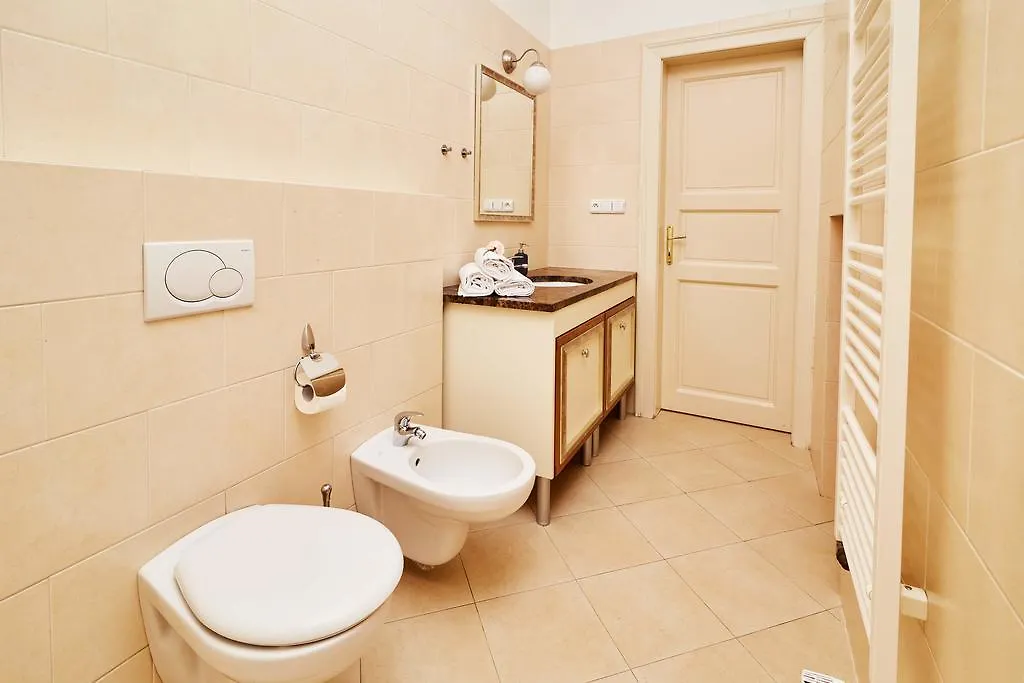 Three Golden Crowns Apartments Prague